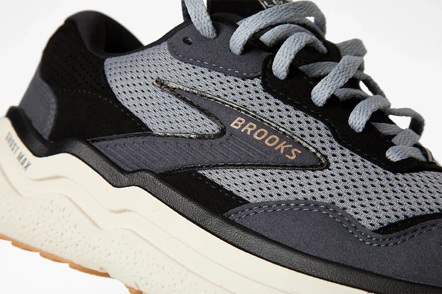 Brooks Men's Ghost Max SE Sneakers closeup shot of the gray Brooks logo