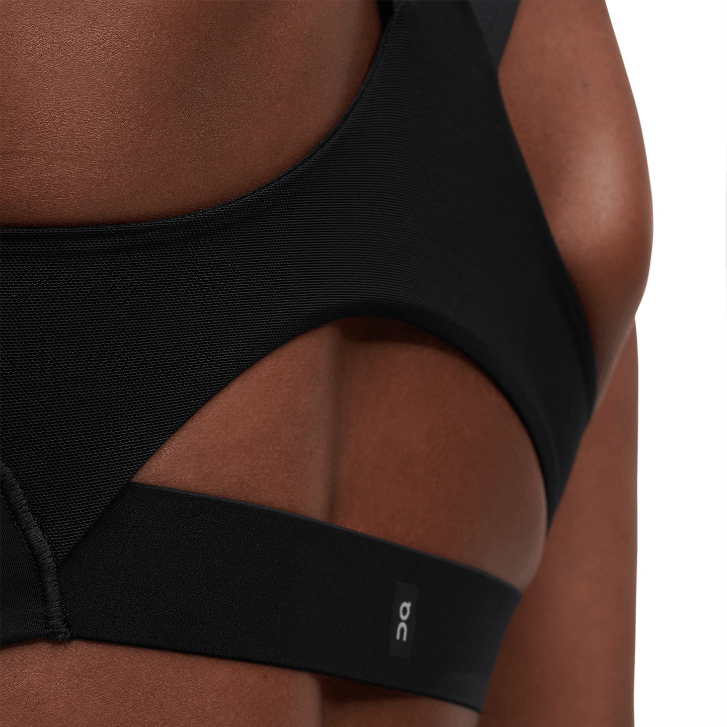 On Women's Performance Bra - Parkway Fitted