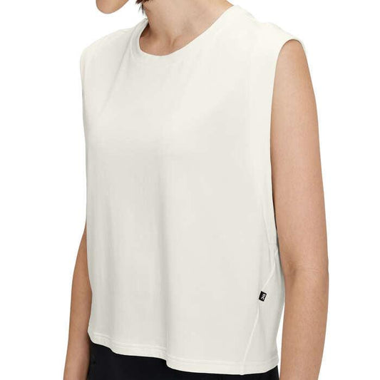 On Women's Focus Crop - Parkway Fitted